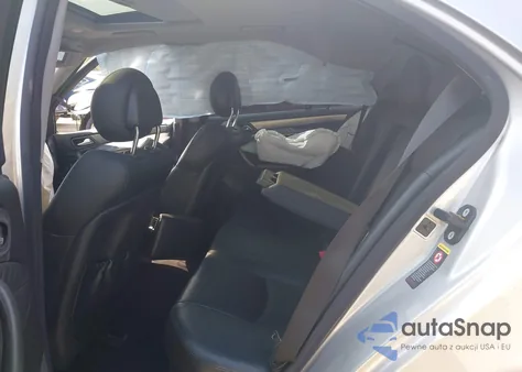 2002 Mercedes-Benz C 240 из США, поврежденный, VIN WDBRF61J22F261189